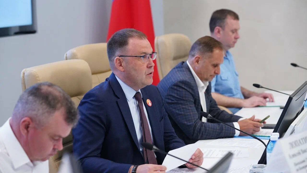 В Кузбассе усиливают меры антитеррористической защищенности В Кузбассе усиливают меры безопасности и антите...