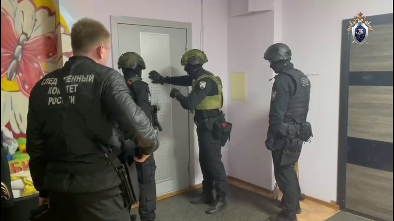 Двух топ-менеджеров в Кузбассе задержали за аферу с социальным жильем В Кузбассе генеральных директоров двух компаний...