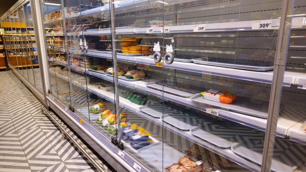 «Это не шутка?»: популярный продукт резко подешевеет в супермаркетах на 45% уже в конце июня Российским покупателям сообщили о предстоящих и...