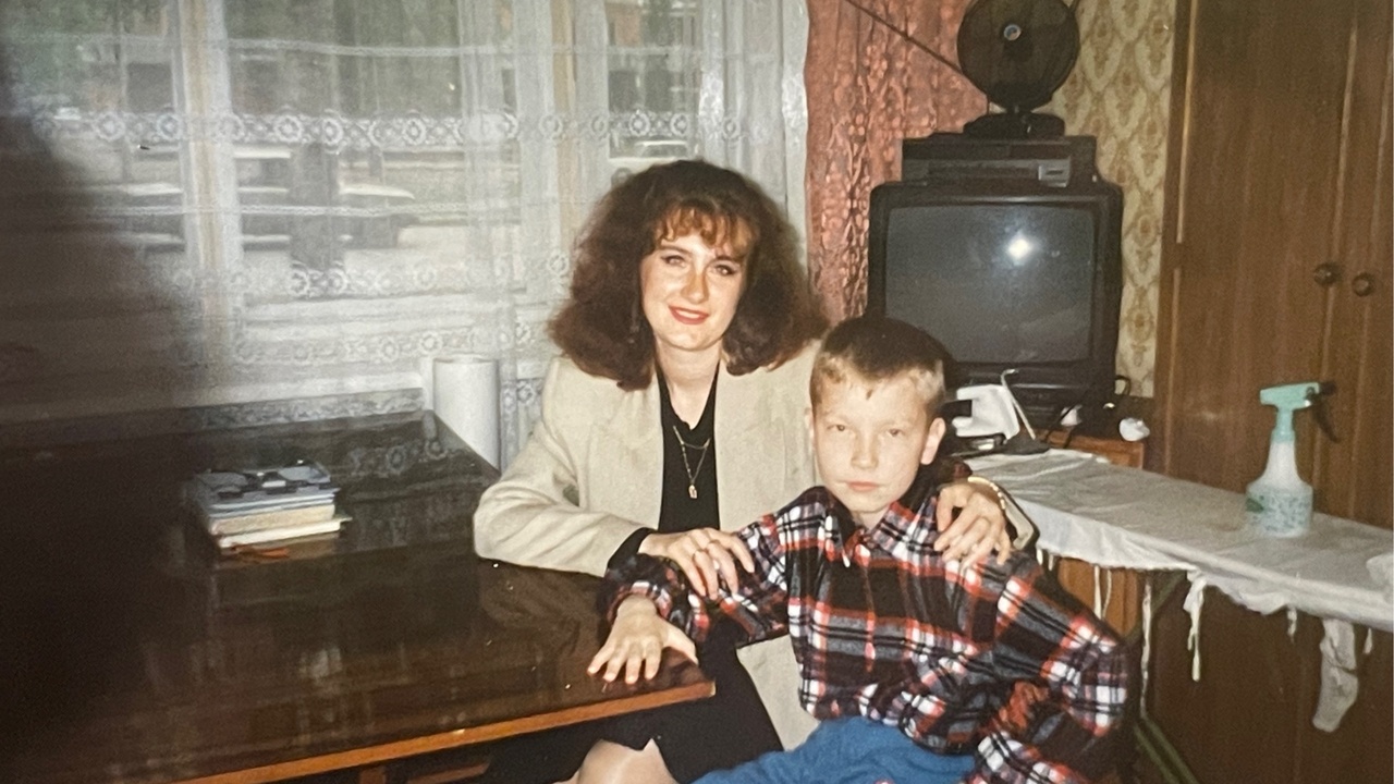 Для нас норма, а Европе только пальцем у виска покрутят: 4 советские привычки, которые сводят иностранцев с ума Советские привычки, вызывающие удивление у инос...