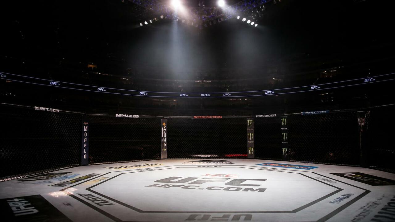 Экс-чемпиону UFC Хабибу Нурмагомедову исполнилось 38 лет Хабиб Нурмагомедов, завершивший карьеру непобеж...