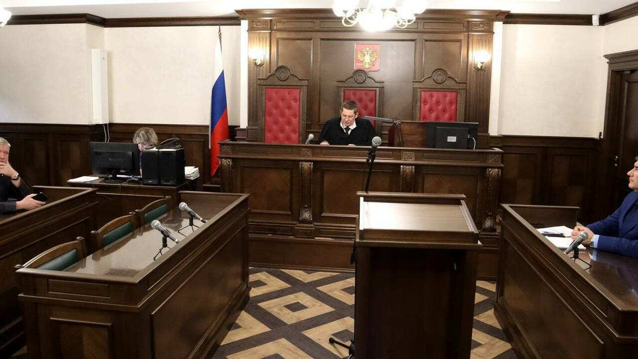 В Кузбассе осудили 33-летнего мужчину за публич...