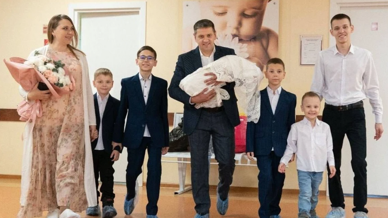 Анна Кабадеева, мать шестерых детей, одержала п...