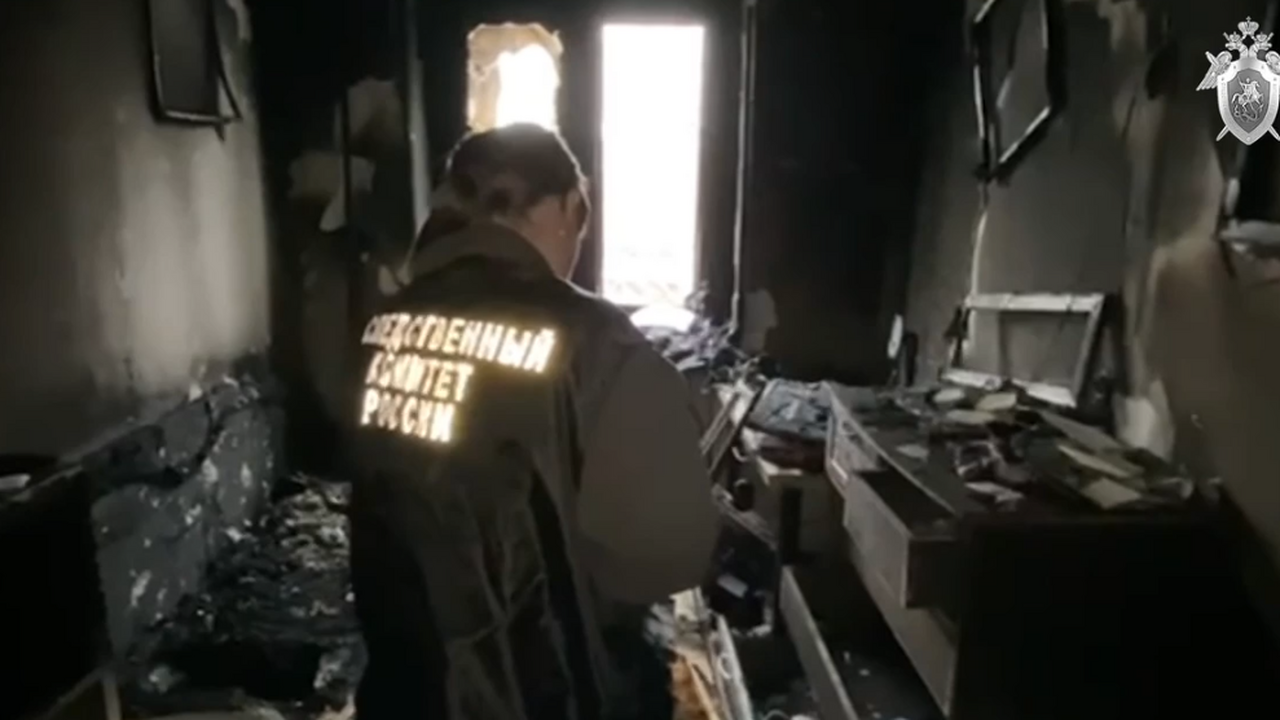 Мама с двумя малышами погибли в городе Топки Ке...