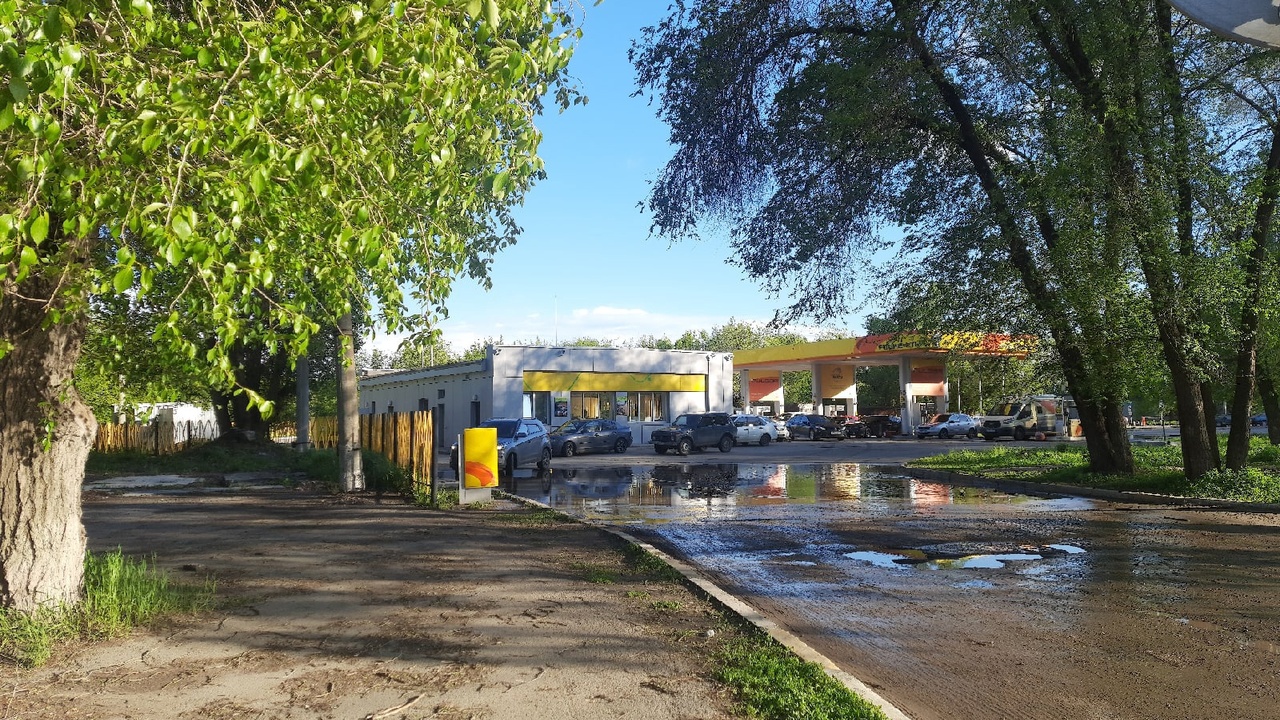 Почему ушлые водители не заправляют авто на 1000 рублей - дело в одной-единственной хитрости Заправка на круглую сумму: мифы и реальность н...