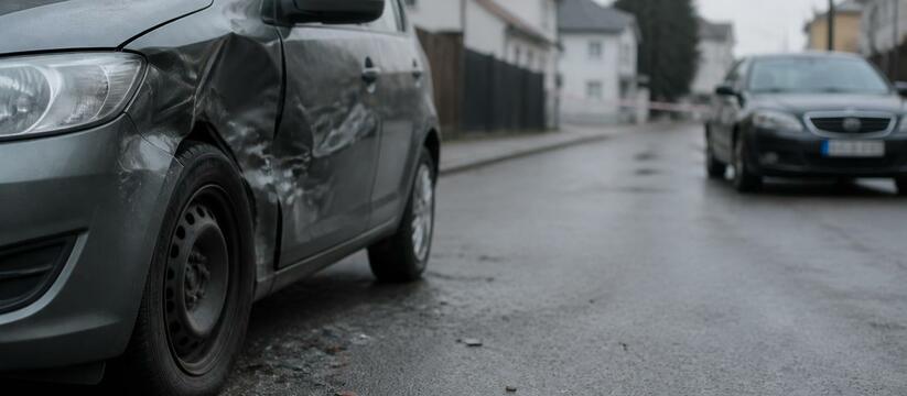 В Кемерове 38-летний иностранец ударил топором ...