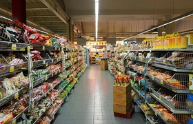 В магазинах Кузбасса ограничат наценки на некот...