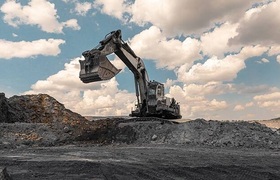 В Кузбассе остановили работу 17 угольных предпр...