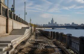 В Кемерове реконструируют набережную с сохранен...