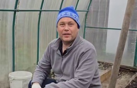 Губернатор Кузбасса показал свою теплицу
