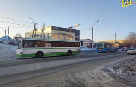 Четыре человека пострадали в ДТП с двумя автобу...